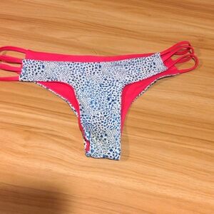 Sensi Graves Kyla Bottom